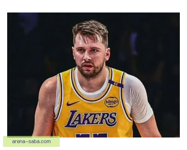 詹姆斯谈复出后努力磨合东契奇里夫斯打造球队新核心 詹姆斯谈复出后努力磨合东契奇里夫斯打造球队新核心