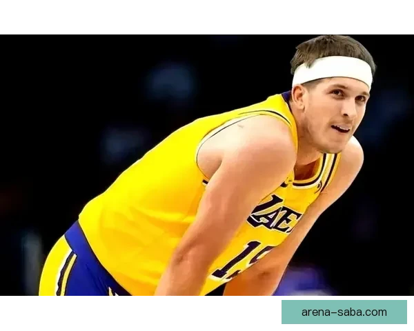 湖人后卫里夫斯左侧腹斜肌二级拉伤预计缺席四至六周